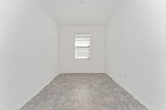 Building Photo - 860 Daring Dr