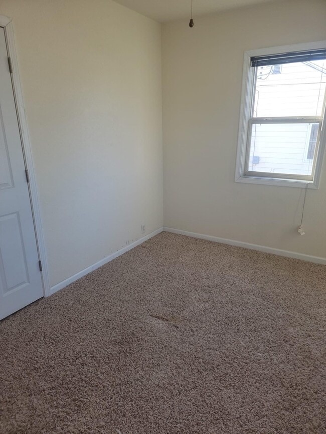 Building Photo - 22659 Old Hwy 169