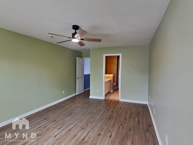 Building Photo - 7020 Biltmore Trce