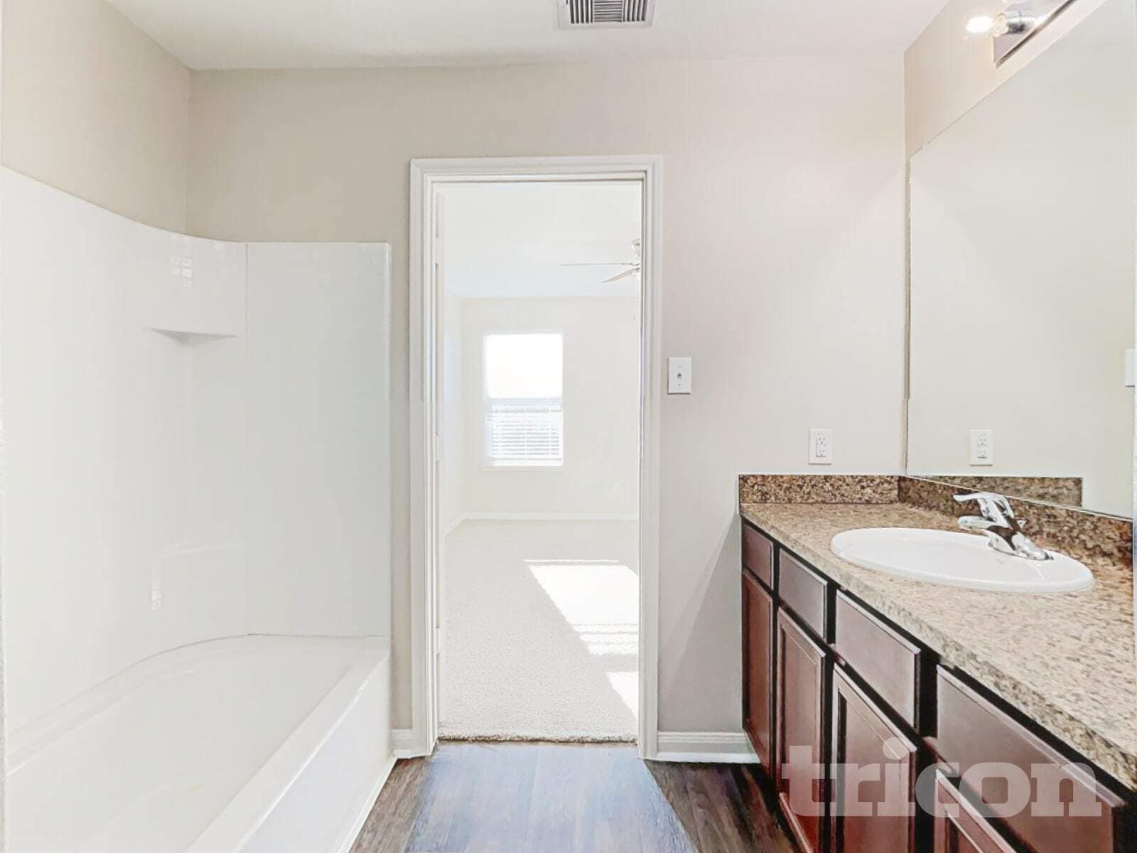 Building Photo - 5718 Treasure Cove Rd