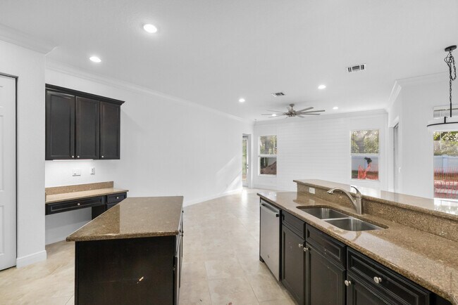 Building Photo - 301 Rudder Cay Way