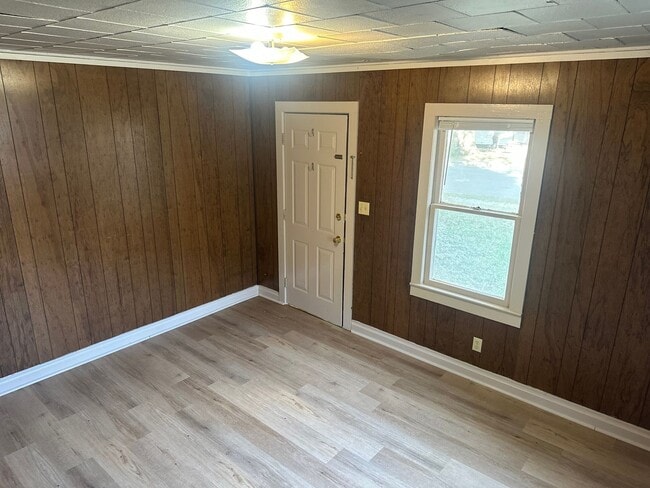 Building Photo - 610-612 Sherman St