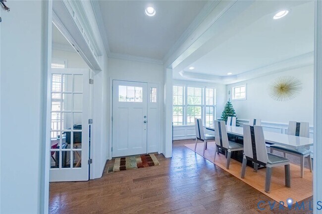 Building Photo - 5001 Maben Hill Ln