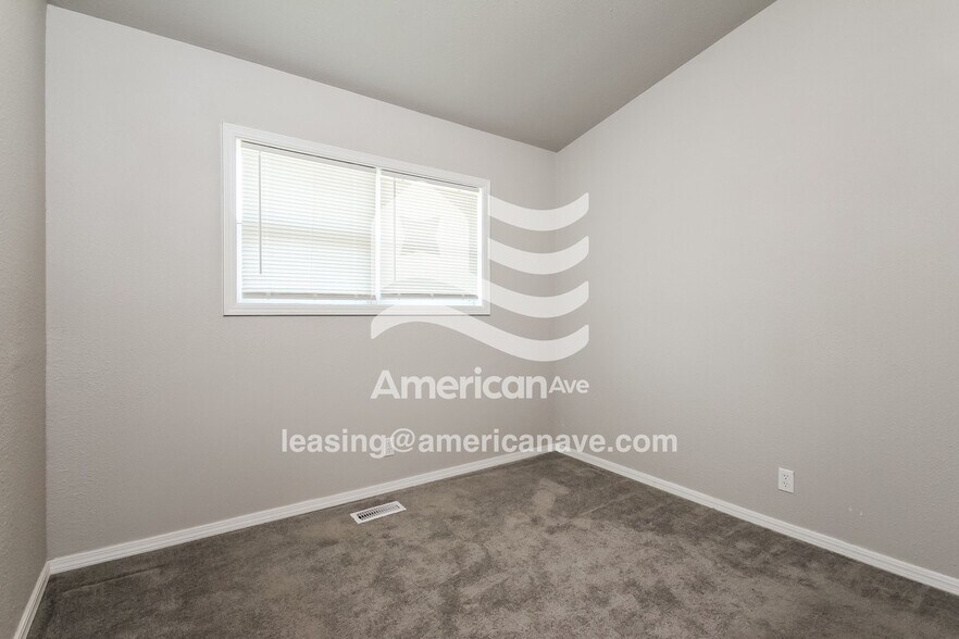 Building Photo - 536 S 102nd E Ave