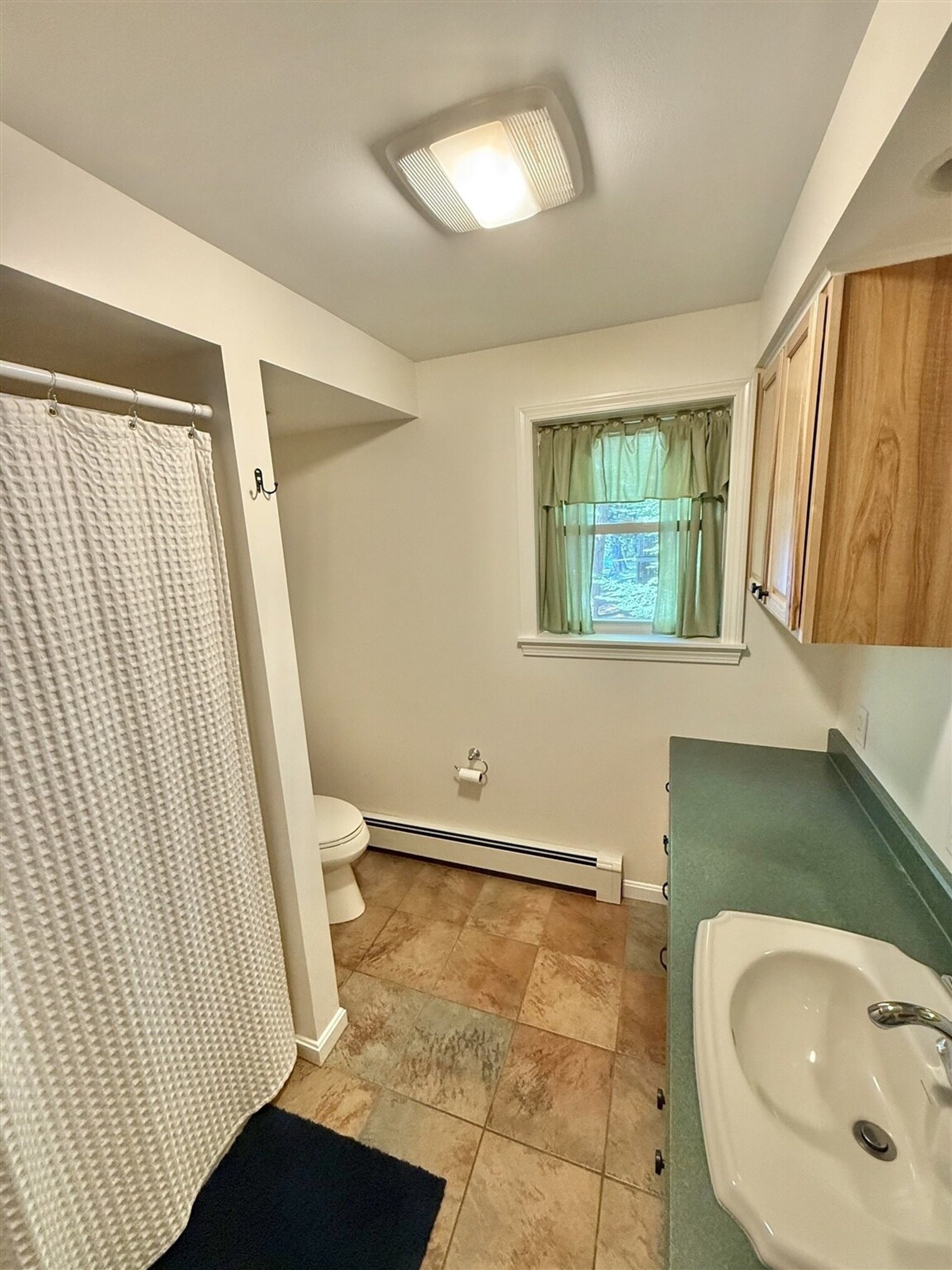 Building Photo - 164 Pine Point Rd