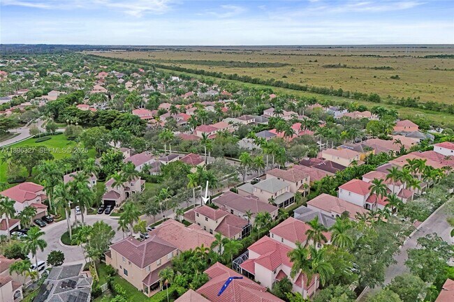 Building Photo - 1725 Winterberry Ln