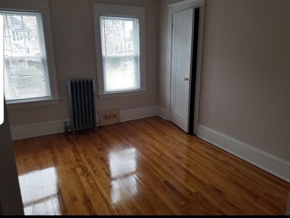 Building Photo - 414 Lovell St