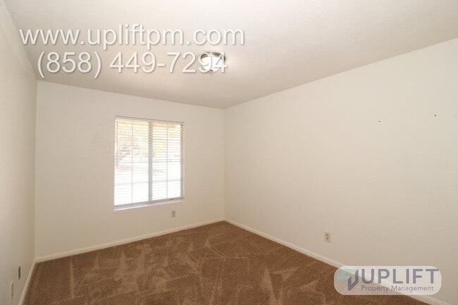 Building Photo - 15938 Caras Ct
