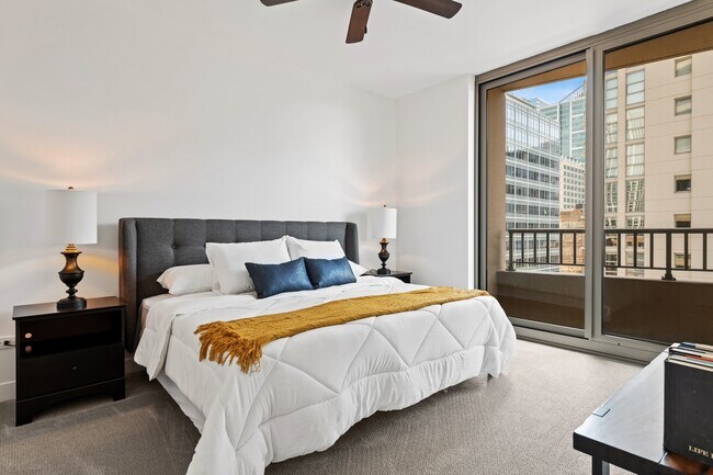 Building Photo - 200 N Jefferson St