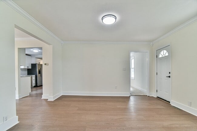 Building Photo - Charming Renovated Home on Acreage — Minutes from Town