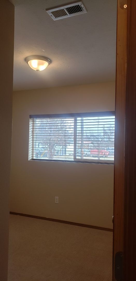 Building Photo - 3431-3433 E. Montgomery Ave