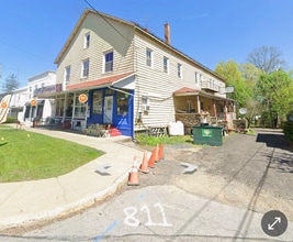 Building Photo - 2 N Main St