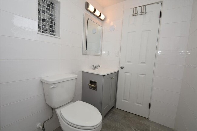 Building Photo - 509 N Central Ave