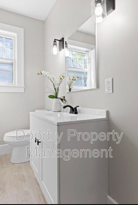 Building Photo - 1411 Marlboro Ave