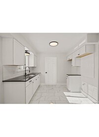 Building Photo - Newly Remodel Home