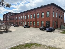 Building Photo - Saco Island
