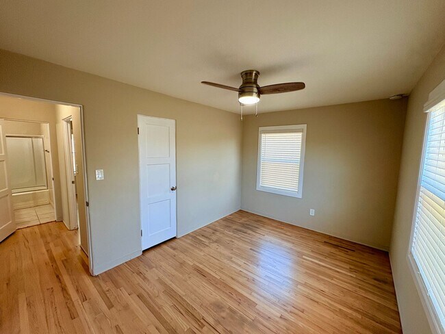 Building Photo - 2 Bed House in Lemon Grove