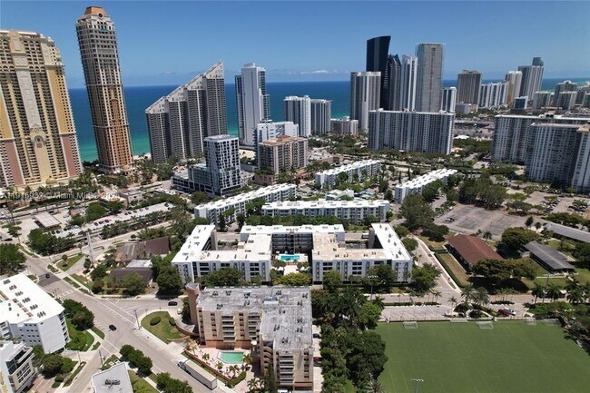 Building Photo - 201 178th Dr