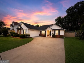 Building Photo - 5115 Towne Park Dr