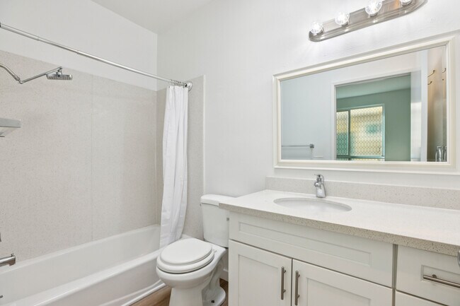 Building Photo - 3614 Empire Dr