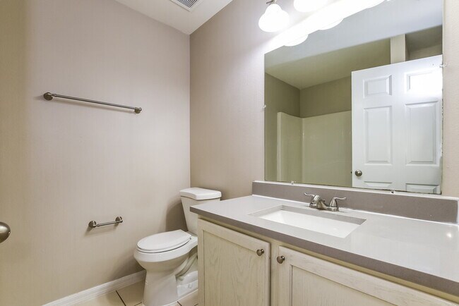 Building Photo - 337 Placid Lake Dr
