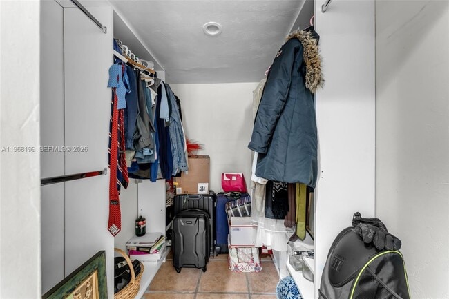 Building Photo - 7825 SW 103rd Pl