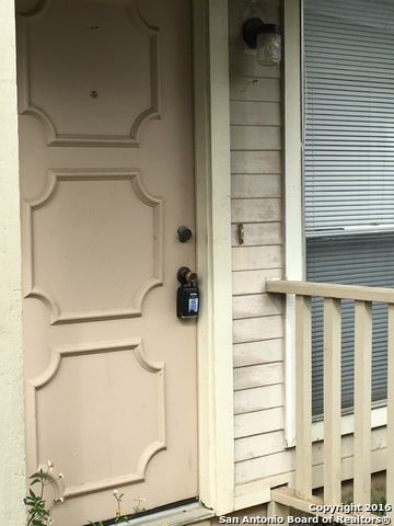 Building Photo - 5011 Sommerdale