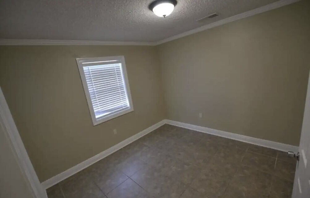 Bedroom 2 - 1017 Seville Ave