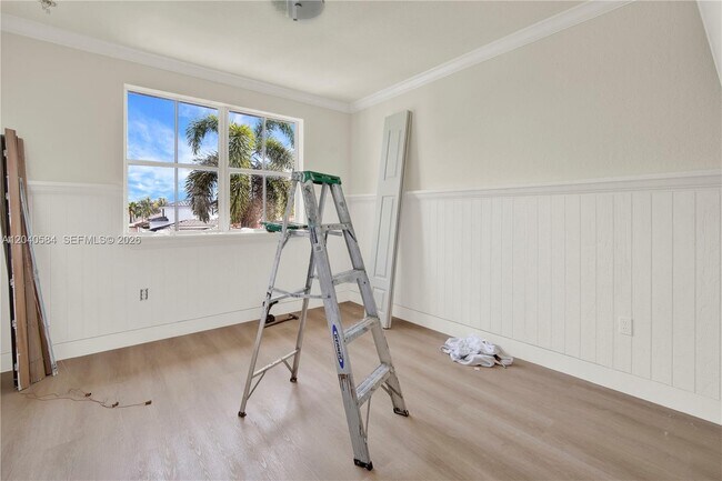 Building Photo - 11921 SW 126th Terrace