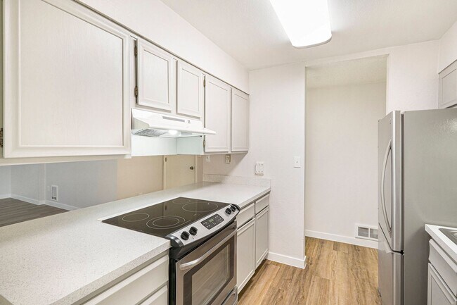 Building Photo - Pecos9881