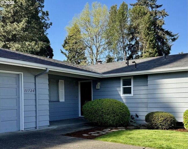 Building Photo - Charming 3-Bedroom Home in Tranquil Ridgev...