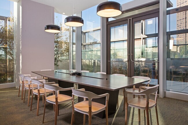 Building Photo - Brand New Luxury unit in the Heart of Downdown LA