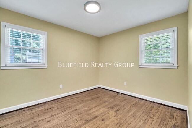 Building Photo - 603 Creighton Dr