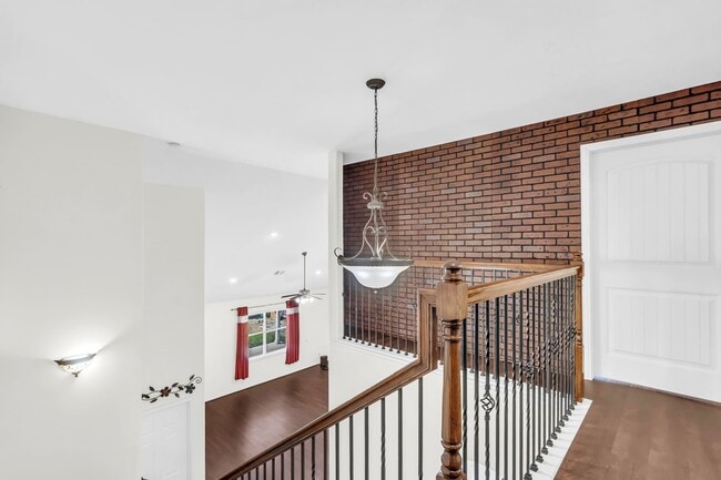 Building Photo - 11631 Trail Point Dr