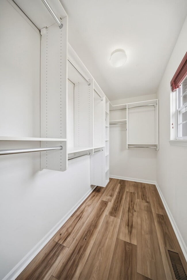 Building Photo - 2249 Hudson Cir