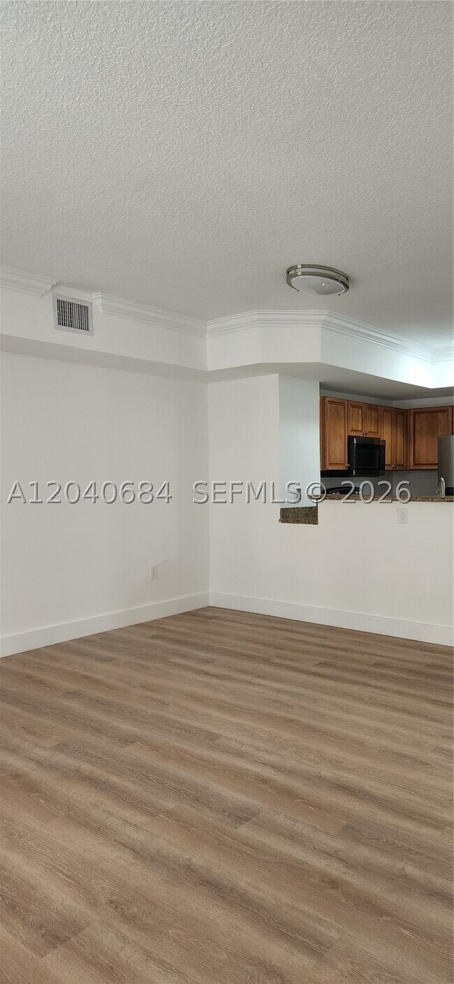 Building Photo - 357 Almeria Ave