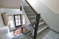 Building Photo - Calhoun Beach Apartments