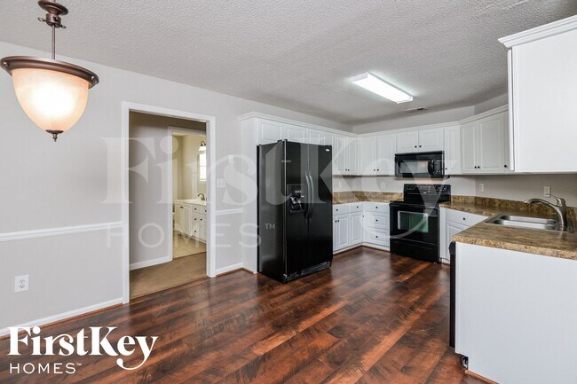 Building Photo - 1186 King Arthur Ct