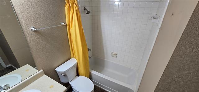 Building Photo - 923 Westover Dr