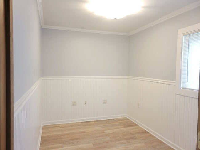 Building Photo - 52 N Glenwood Ave