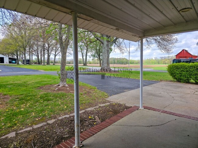 Building Photo - Attention Front Porch Sittin' Lovers- 2 bed 1 bath house in the country in Hazel