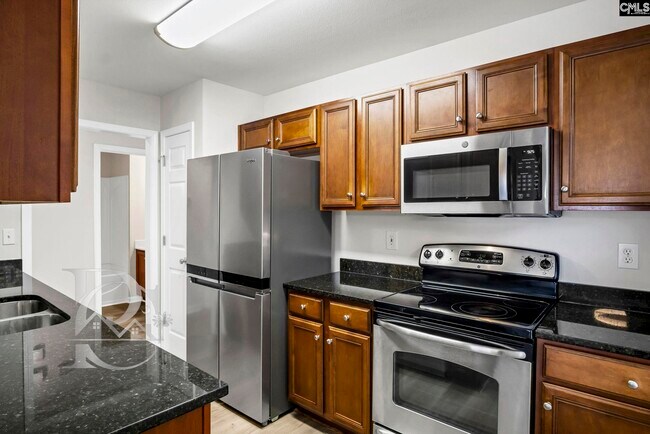 Building Photo - 513 Lanesborough Dr