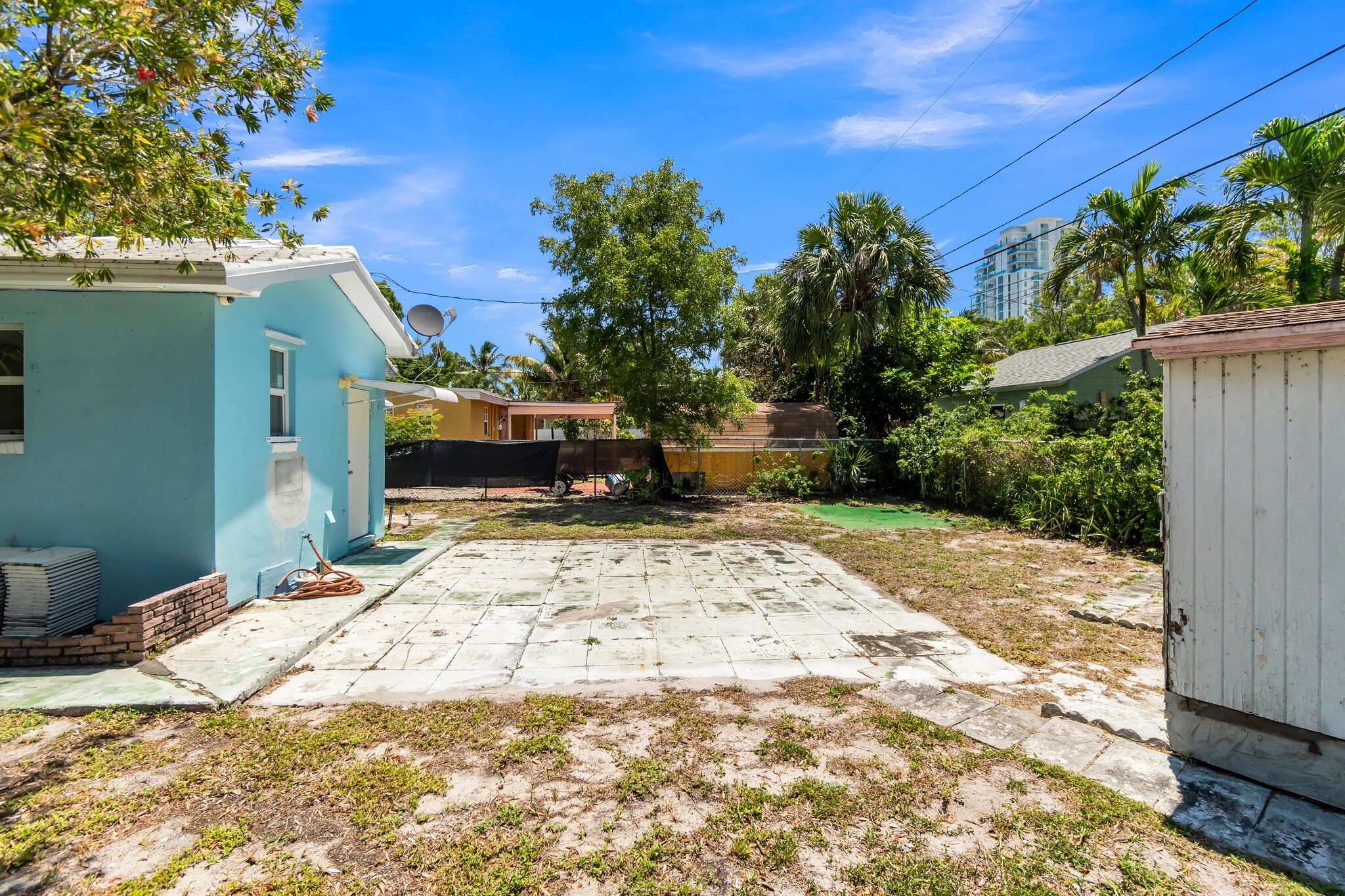 Building Photo - 434 49th St