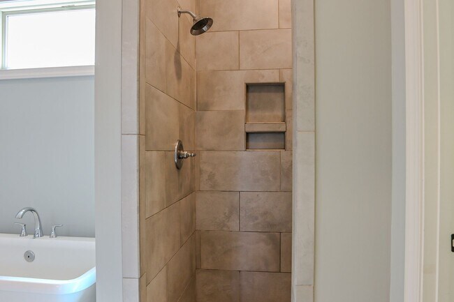 Building Photo - Tuscan Ridge Home