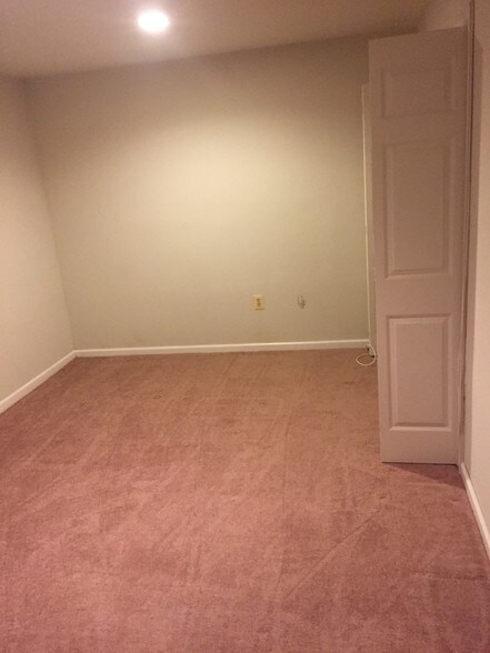 Bedroom 2A - 4300 Stablemere Ct