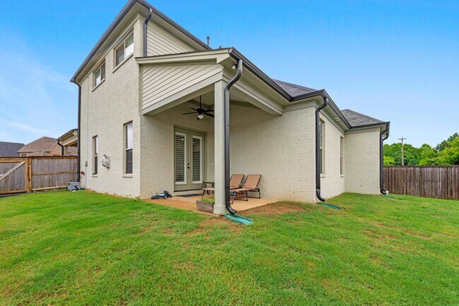 Building Photo - 1488 Covington Wood Dr N