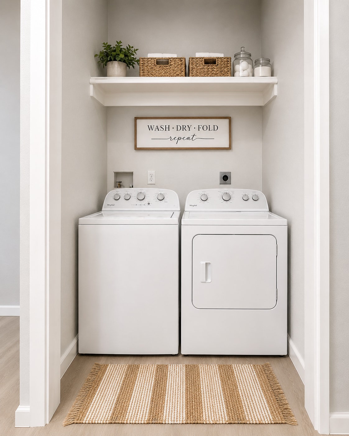 Laundry area - 401 Main St