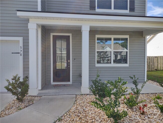 Building Photo - 378 Hogan Dr
