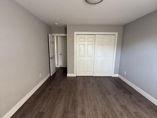 Building Photo - 431 Park Ave