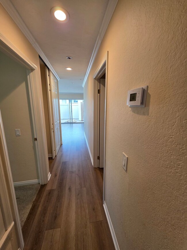 Building Photo - Village Park Manor Home